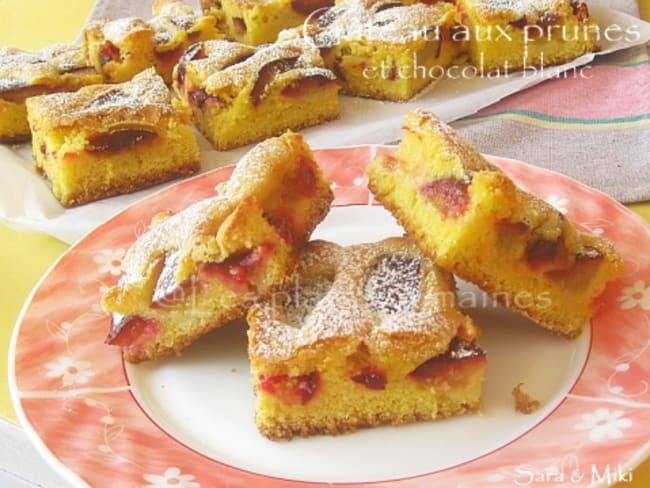 Gâteau aux prunes et chocolat blanc