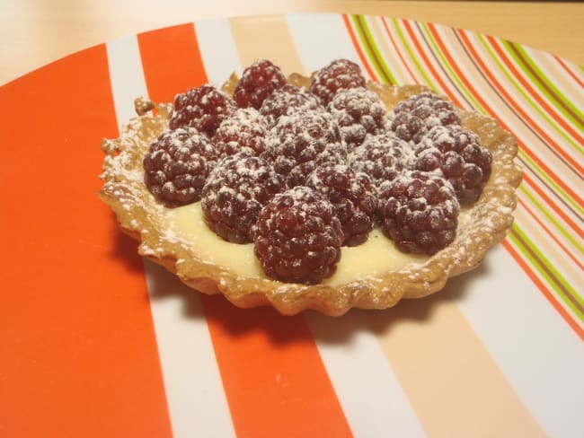 Variation de tarte chocolat blanc framboises