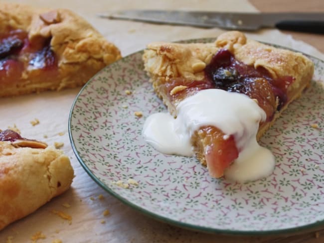 Tarte rustique aux pêches et aux cerises de Martha Stewart