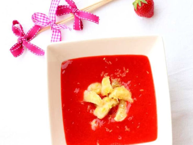 Soupe aux fraises et ses gnocchi maison