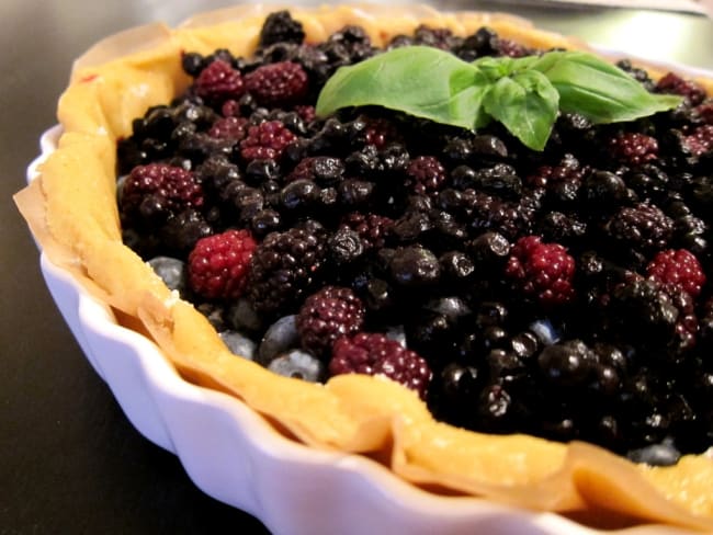 Tarte à la cannelle et aux baies sauvages