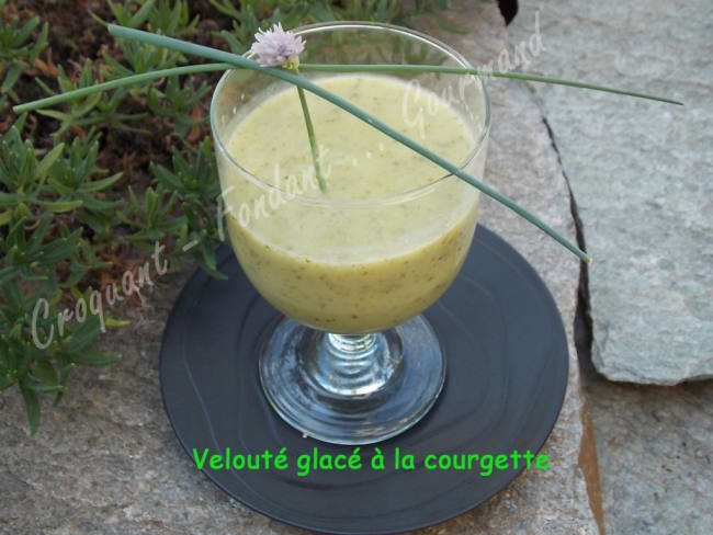 Velouté glacé à la courgette