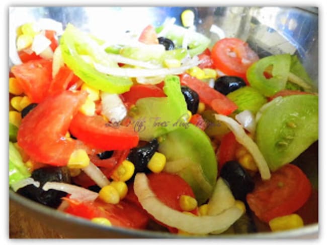 Salade de tomates simplissime et toute en couleurs