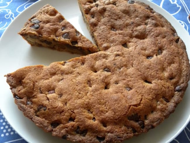 Gâteau cookie ou cookie géant aux noisettes