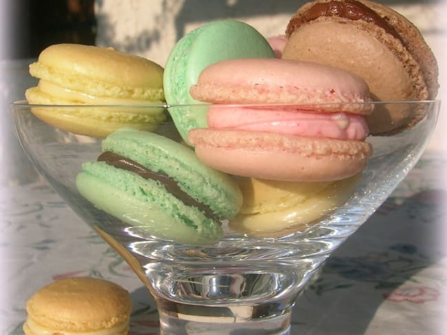 Macarons menthe chocolat, citron, speculoos et fraise tagada