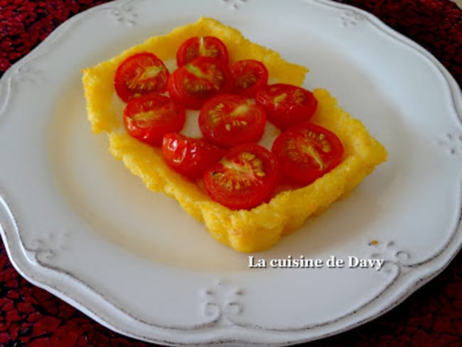 Polentarte à la tomate, facile et rapide