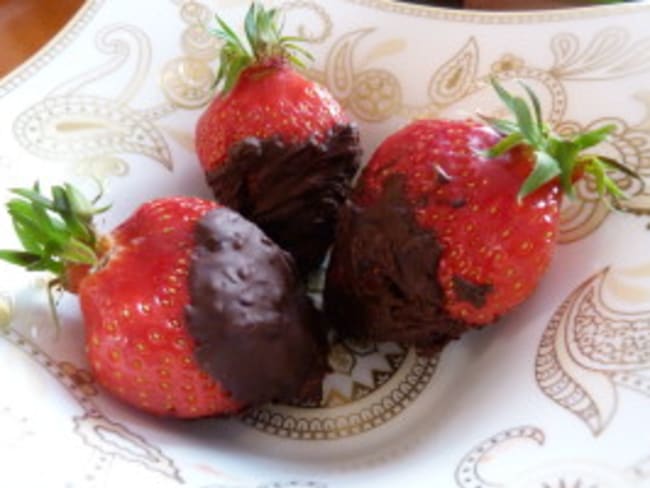 Fraises en robe de chocolat