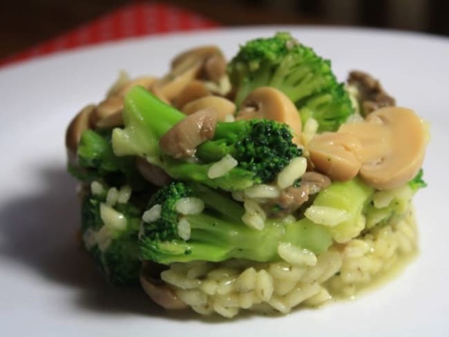 Risotto brocolis, champignons et pesto