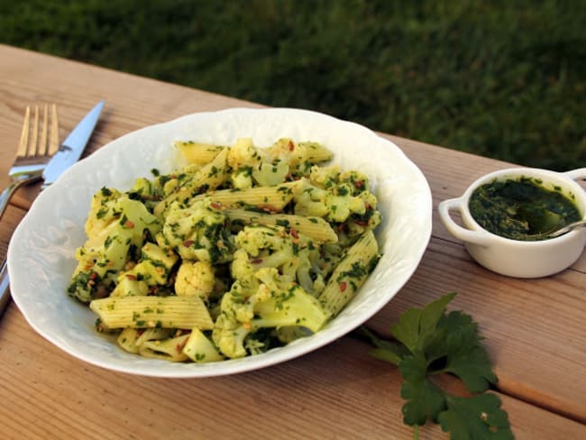 Penne aux légumes aldente et Pesto d'herbes