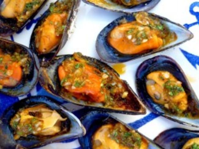 Moules farcies cuites au barbecue