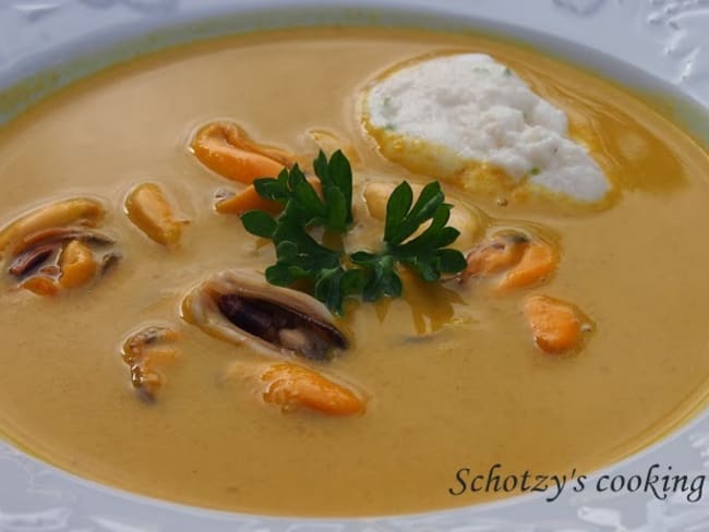 Velouté de moules au curry