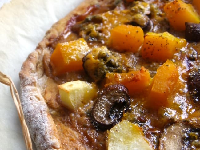 Pizza d'Automne aux champignons bruns, butternut et panais au Shropshire