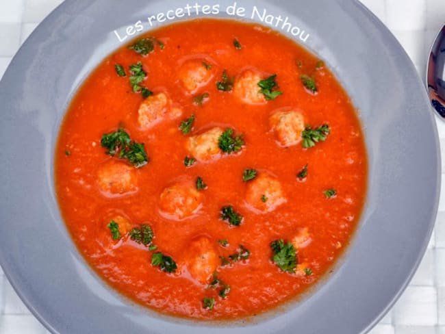 Soupe de tomates aux boulettes