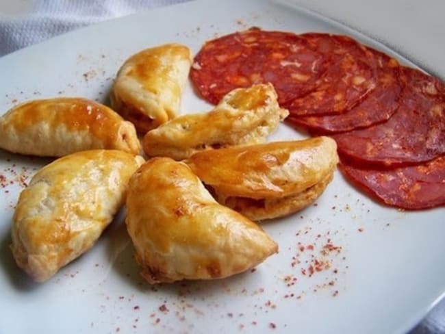 feuilletés au chorizo et osso-iraty