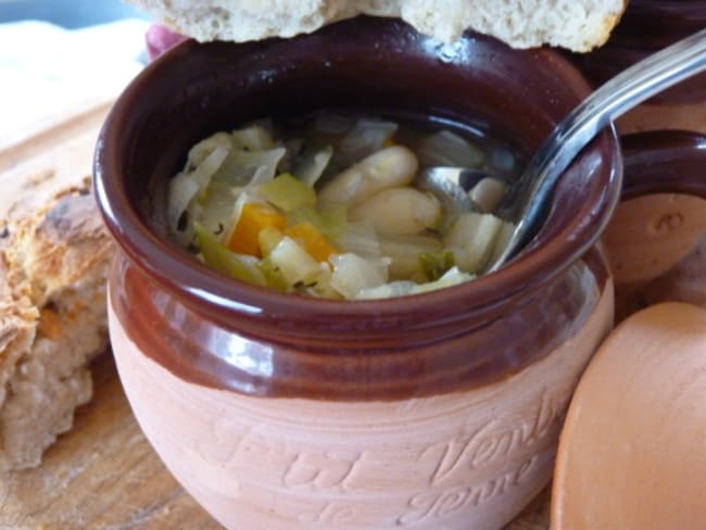 Ribollita : une soupe toscane au pain... à l'ail fumé d'Arleux !