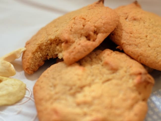 Cookies au beurre de cacahuète et aux pommes