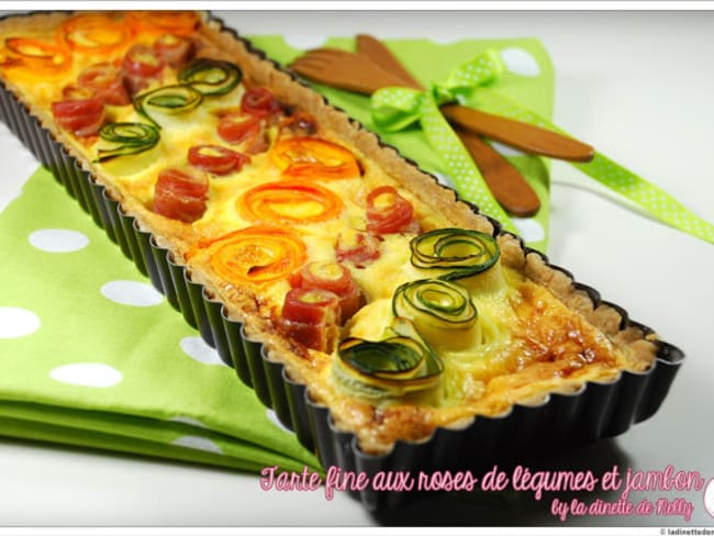 Tarte fine aux roses de légumes et jambon cru