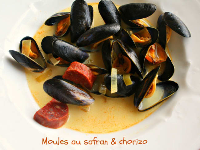 Moules au safran et chorizo