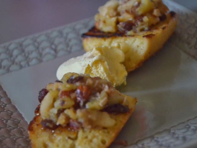 Pain perdu orange / cannelle et sa compotée de pommes au miel et fruits secs