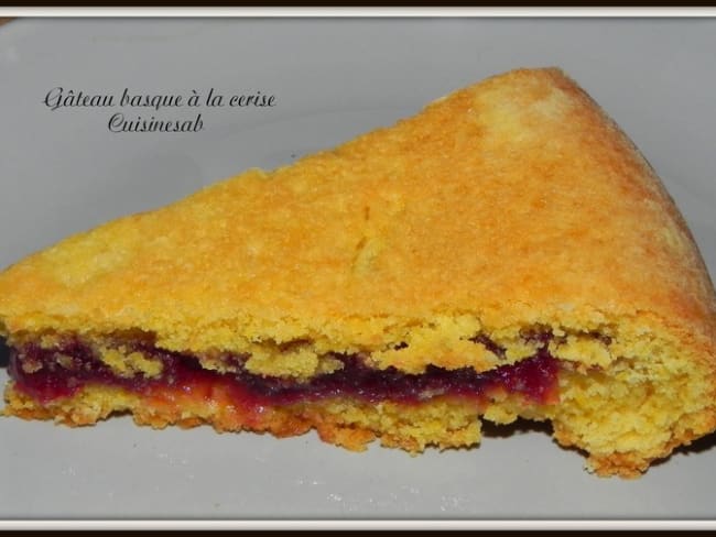 Gâteau basque aux cerises