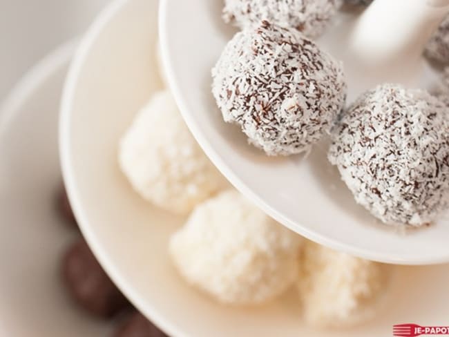 Truffes au chocolat blanc aux coques croquantes