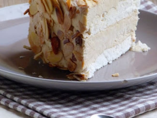 Chanteclair Toulonnais: gâteau glacé meringue et café