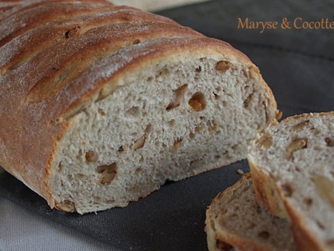 Pain aux Noix et Au Beurre