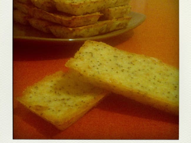 Financiers au comté et graines de pavot