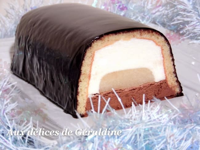 Bûche bavaroise poire et chocolat pour noël