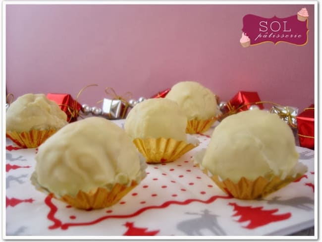 Truffes au chocolat blanc et aux amandes