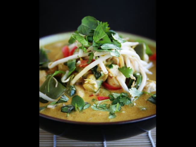 Curry jaune de poulet au lait de coco