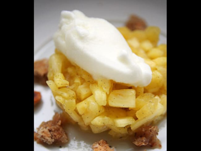 Tartare mi-cuit d’ananas à la vanille et son sorbet au citron vert