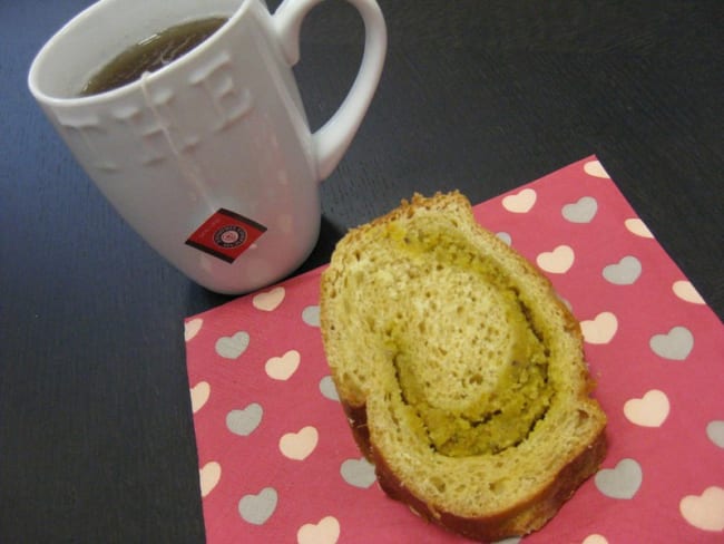 Brioche des rois à la crème d'amande pistache