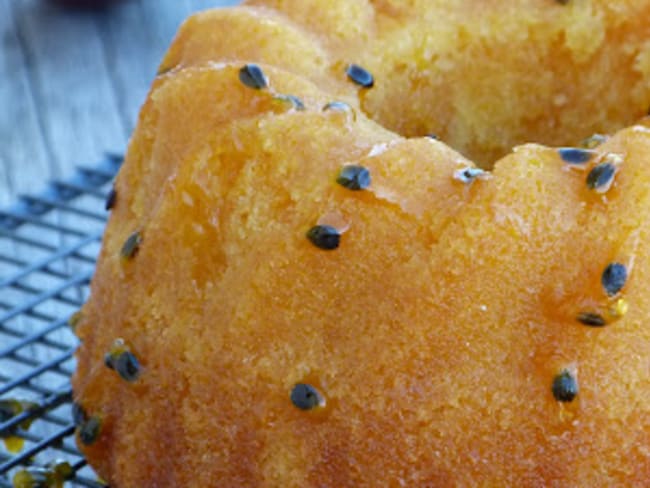 Gâteau moelleux au sirop de fruits de la passion