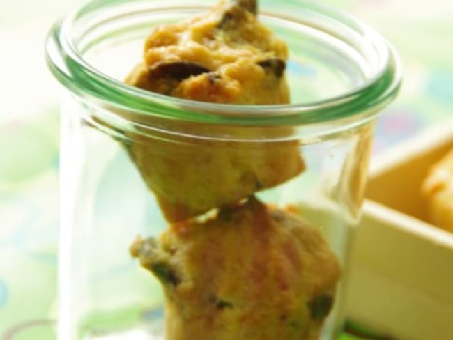 Minis muffins au safran, graines de courge et sésame