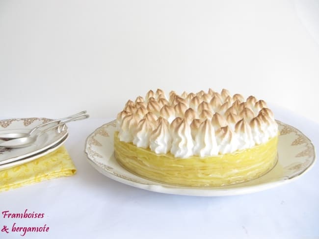 Gâteau de crêpes au citron meringué