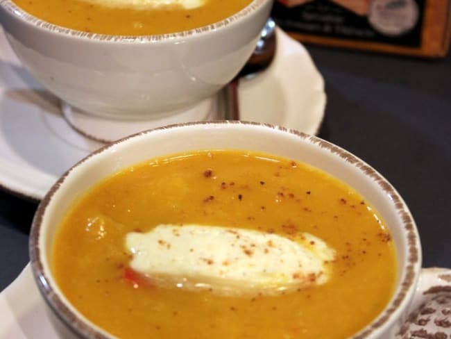 Velouté de potiron et quenelle fromagère au Maroilles