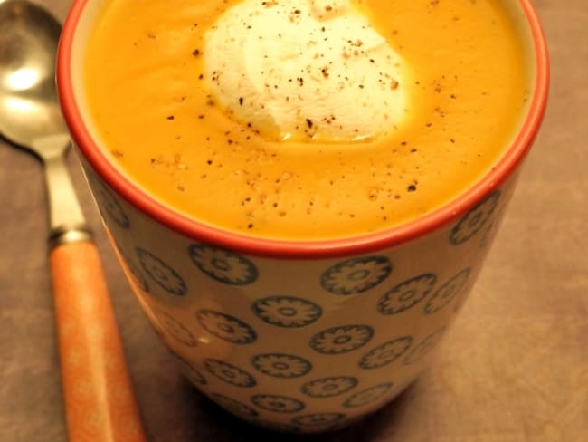 Velouté de patate douce, courge butternut et carotte, saveur coco