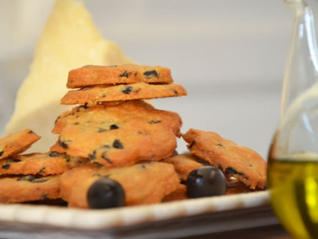 Sablés aux olives et au parmesan