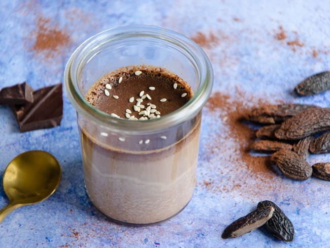 Crème au chocolat à la fève tonka