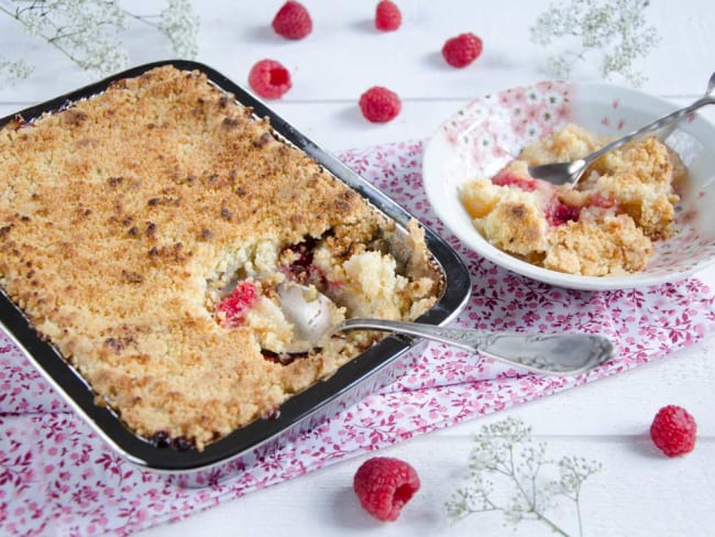 Crumble pommes Canada et framboises