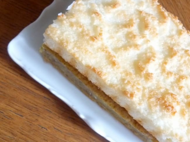 Gâteau à la Noix de Coco et à la Gelée de Coing