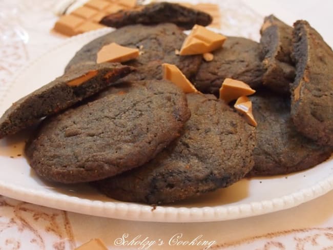 Cookies à la crème de sésame noire & chocolat blond