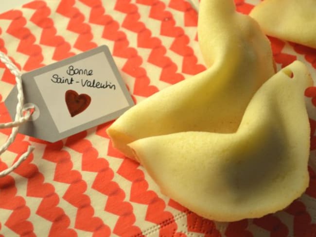 Fortune cookies des amoureux et petits mots d'amour : une recette parfaite pour la Saint-Valentin