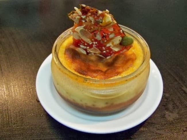 Crème caramel et croustillants aux céréales