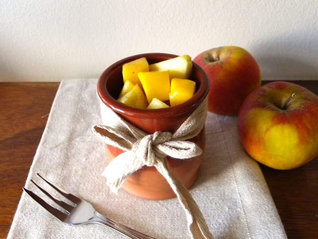 Salade de pommes et mangue au miel et à la cannelle