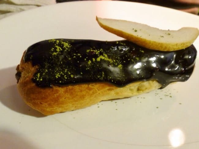 Éclair poire-chocolat au thé Matcha