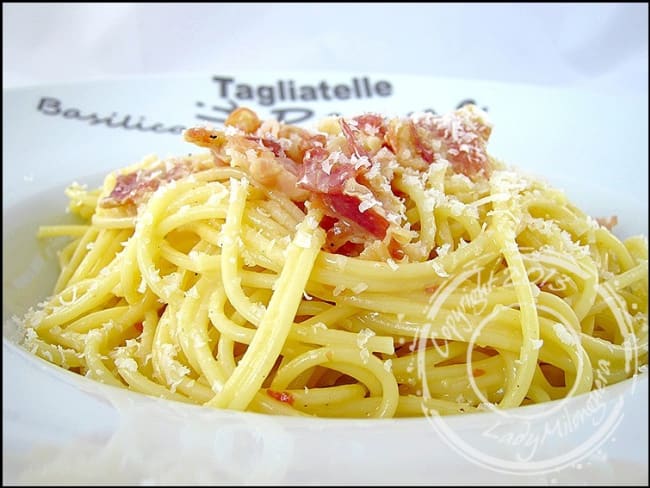 Spaghetti alla carbonara à l’italienne