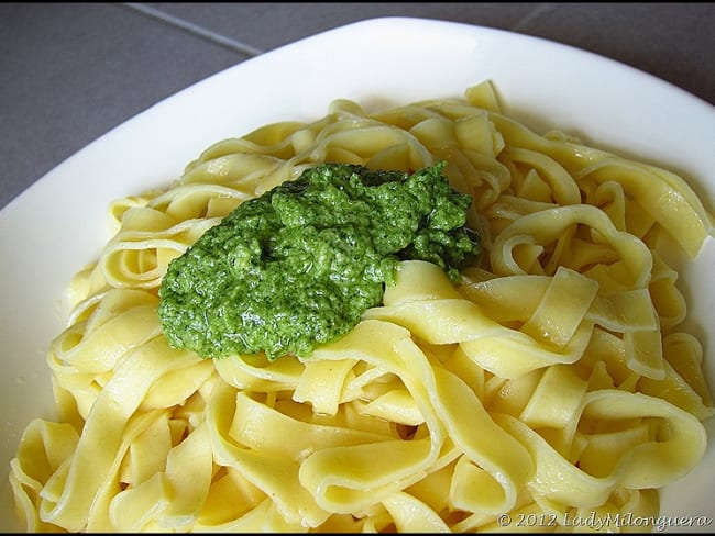 Tagliatelles au pesto de courgette