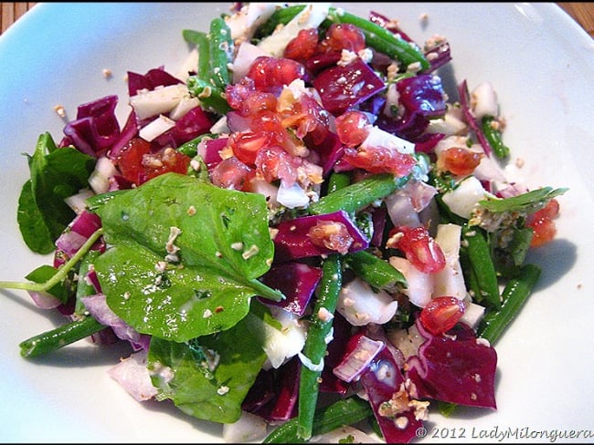 Salade croquante de fenouil et chou rouge et sa sauce au yaourt et son d’avoine